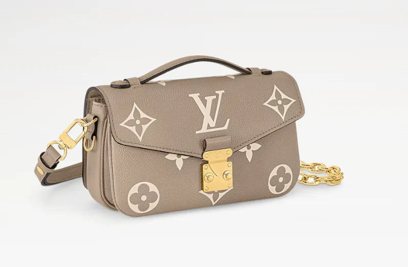 Louis vuitton
Pochette Métis
East West