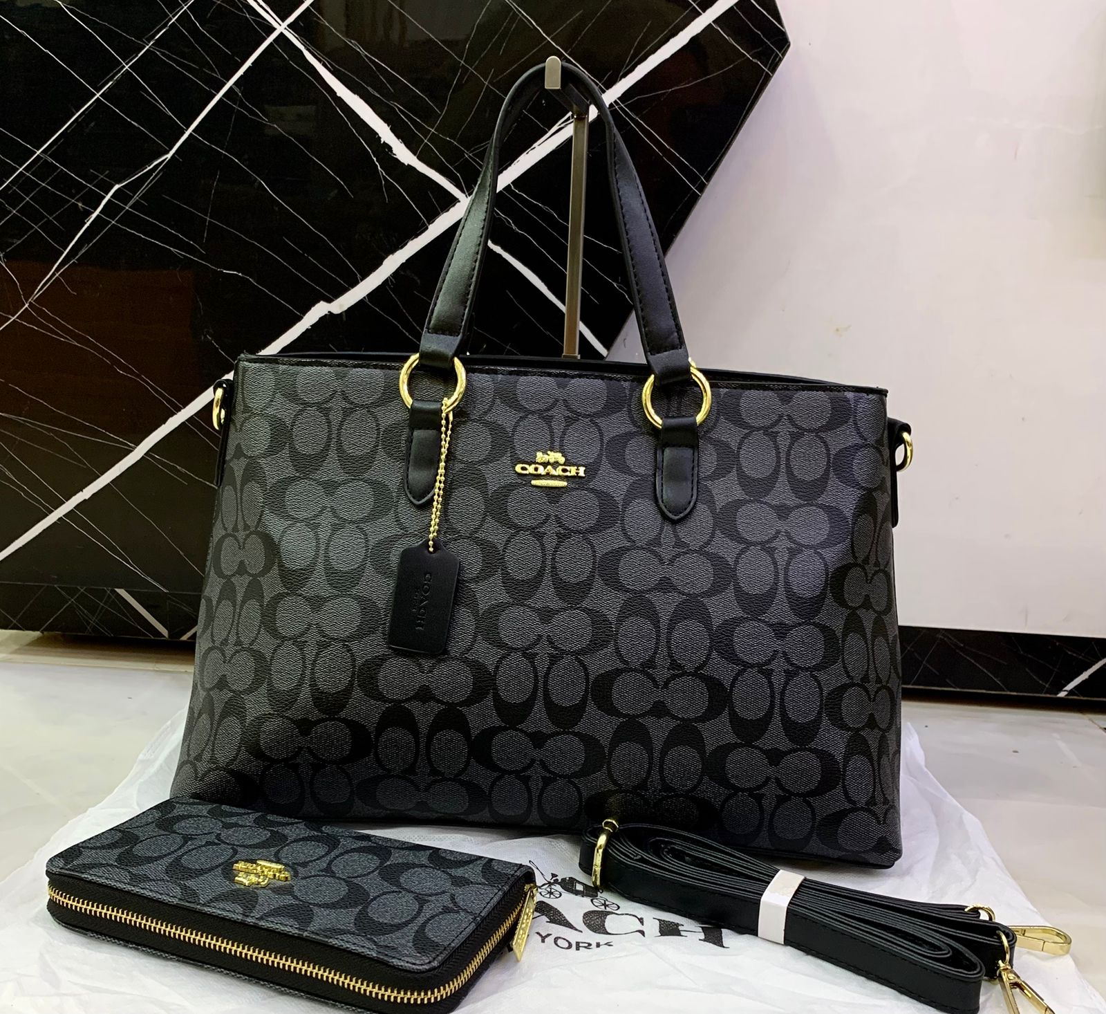 CO-HANDS BAGS