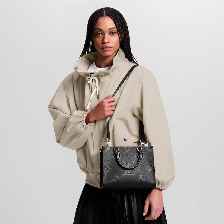 Louis Vuitton Black
OnTheGo PM