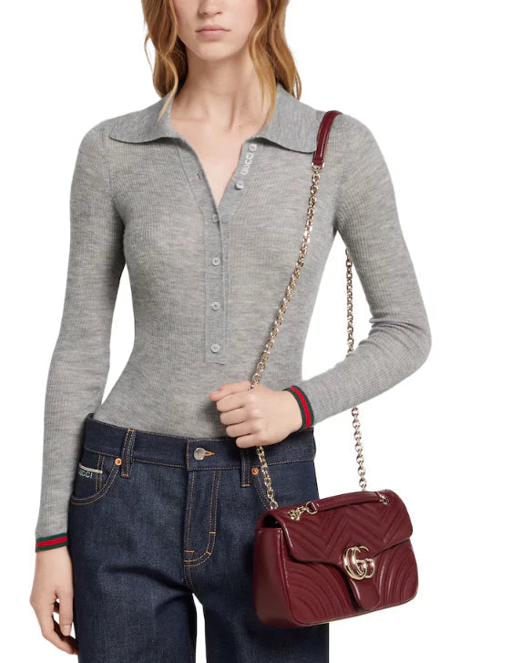 GUCCI GG
Marmont medium shoulder bag